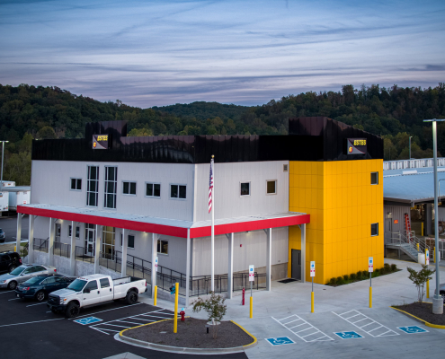 Estes, Knoxville, TN, exterior view of dock office