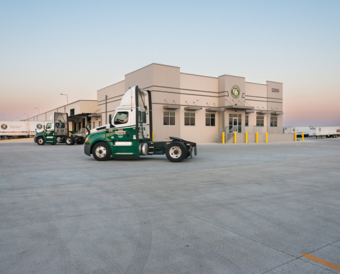 ODFL Lakeville, MN, exterior view with trucks