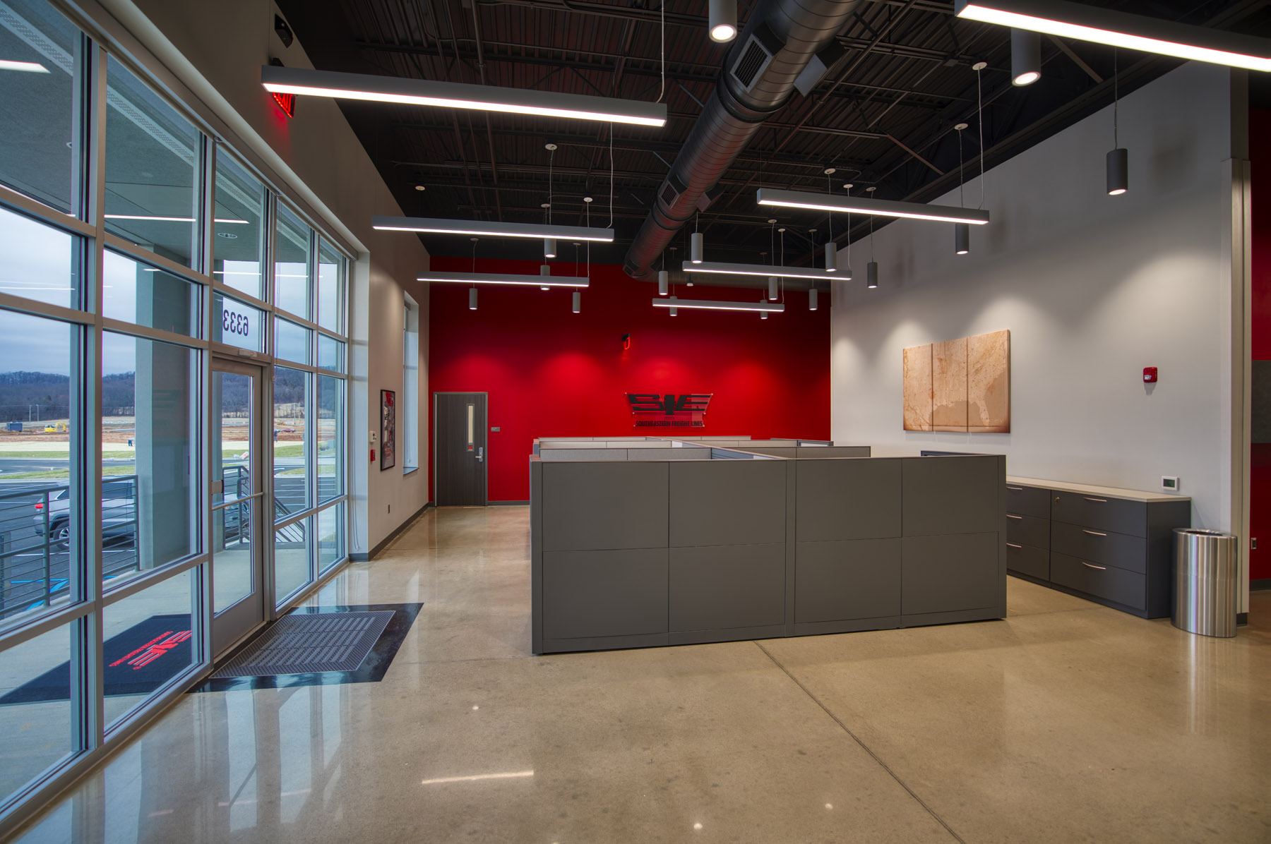 SEFL Bowling Green, KY, reception desk